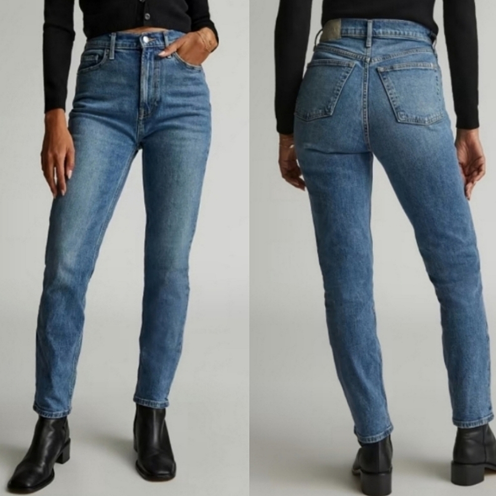 Everlane High-Rise Straight Leg Jeans in Medium Blue Wash